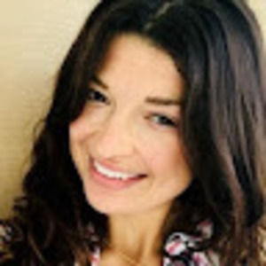 Meet your Posher, Danielle rose